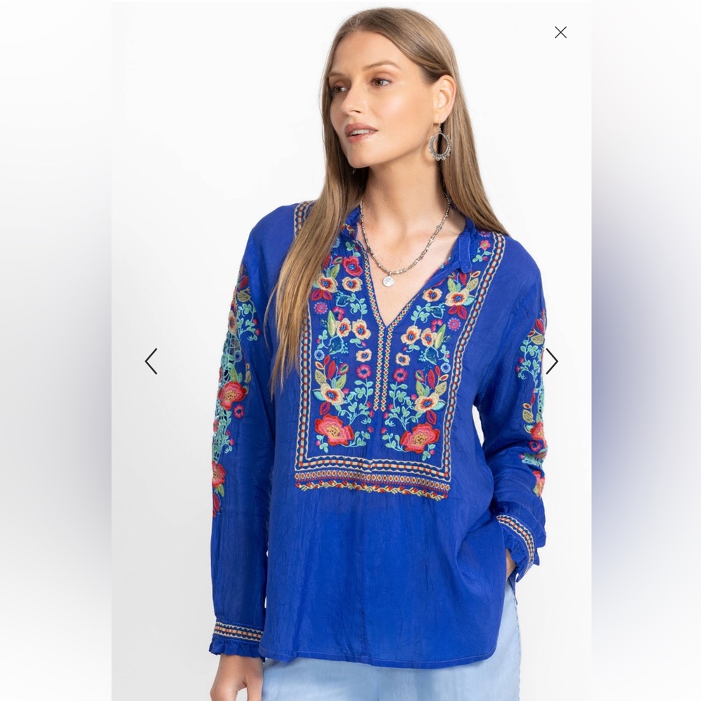 Johnny Was Simone Blouse Rose Bluing Blue Embroidered Size Small NWT